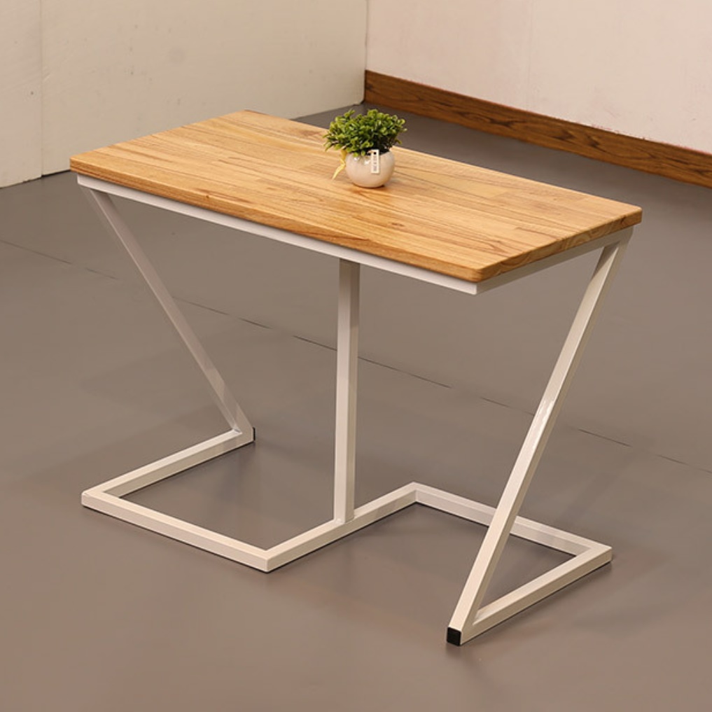 요즘 유행하는 폭 좁은 식탁 작은 식탁 빈티지 사각 테이블