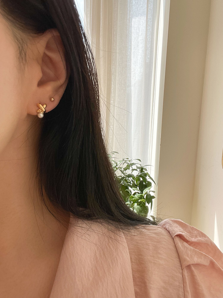 셀프러브 아이브 진주 이어링 - 925 실버 XO 스터드 귀걸이 - 상세 이미지 2
