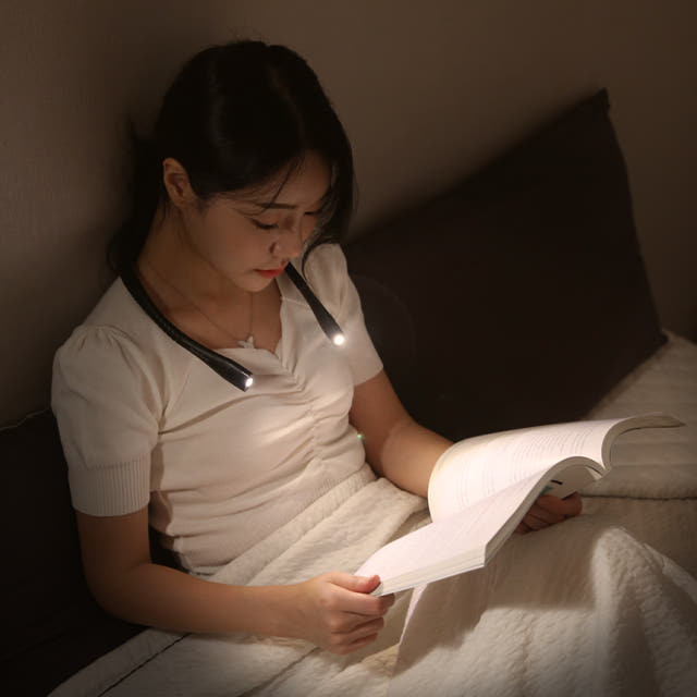 베이직기어 넥밴드 LED 북라이트 독서등