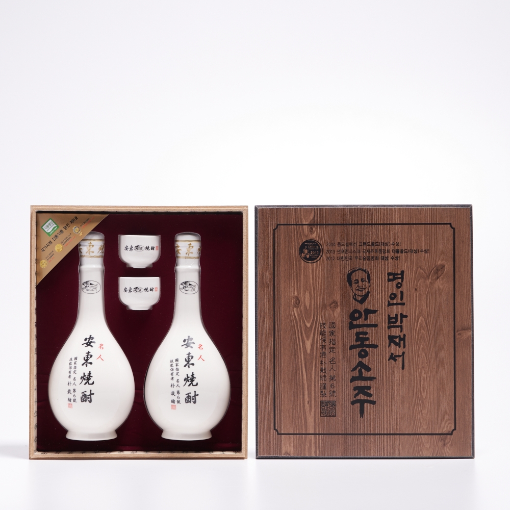 박재서 안동소주 명인 45도 400ml X 2 (전용잔 포함) 호리병 선물세트 - 상세 이미지 2