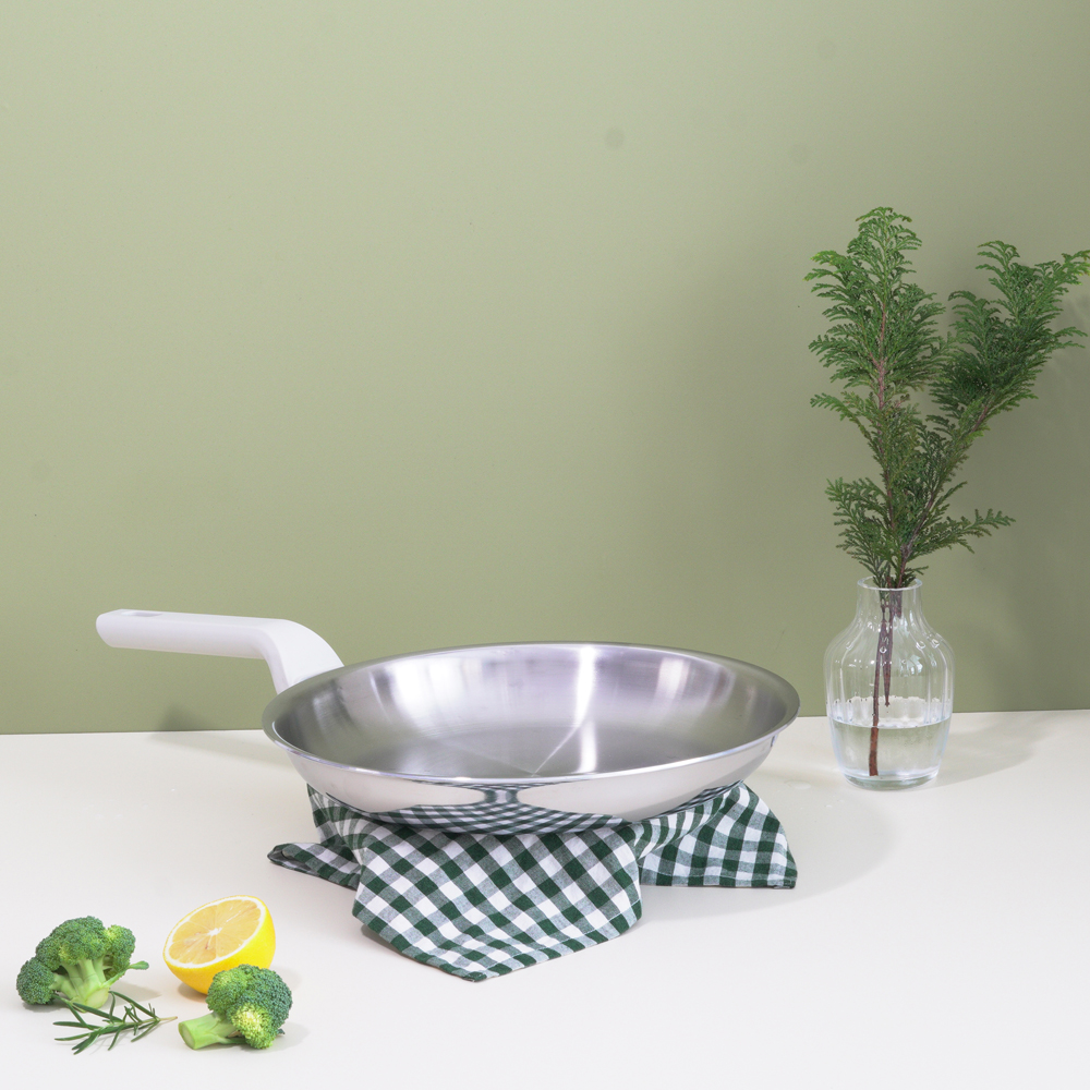 한일스텐레스 통3중 그라시아 IH 스텐 프라이팬 28cm