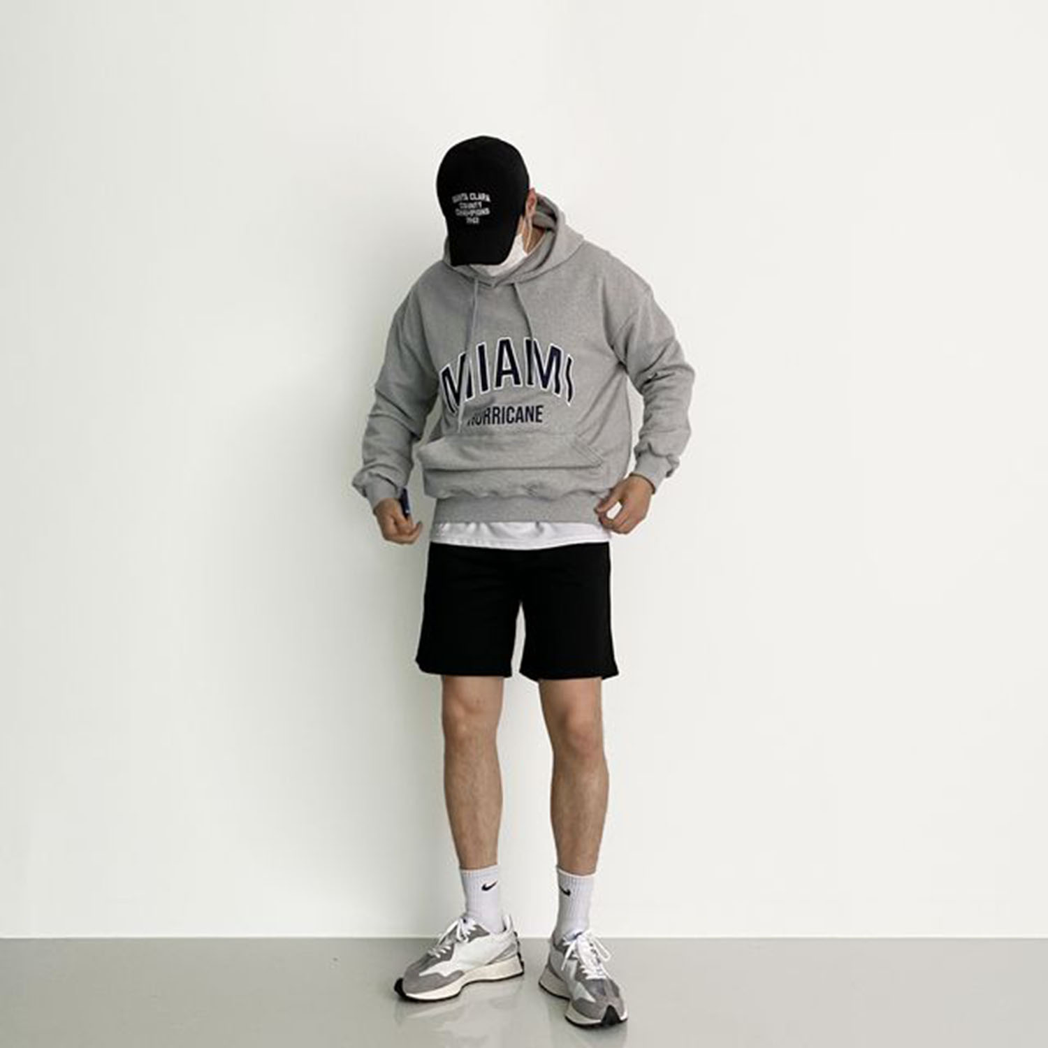 [SET]집 앞 공원 코디 세트(상의+하의) MA후드티 쭈리 밴딩 반바지 - 상세 이미지 2