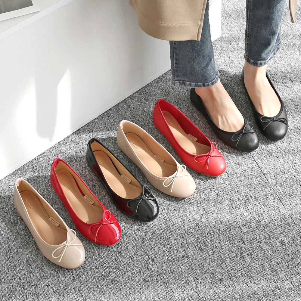 리본플랫슈즈 가죽 에나멜 둥근코 발편한 여성플랫