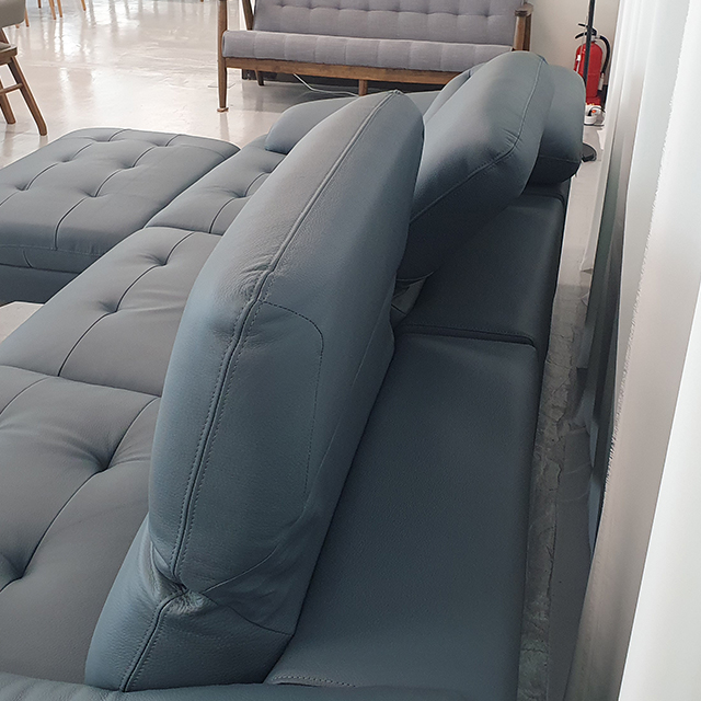 스코나 태프트 천연 황소 면피 통가죽 헤드틸팅 4인 소파 스툴미포함, 화이트그레이, 4인용