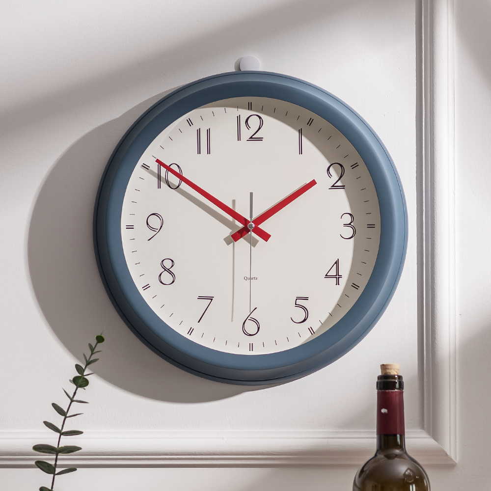 플라이토 아날로그 벽시계 무소음 인테리어 벽걸이시계 거실 엔틱 집들이 선물 입체 30cm