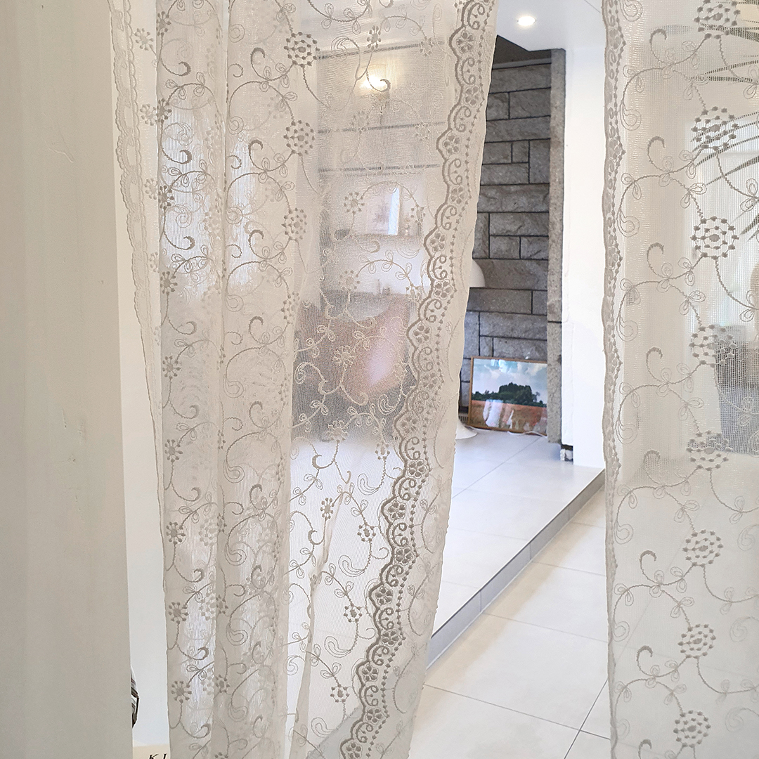 붙이는 작은창 커튼 레이스 짧은 창문 커텐 찍찍이 원룸 커튼