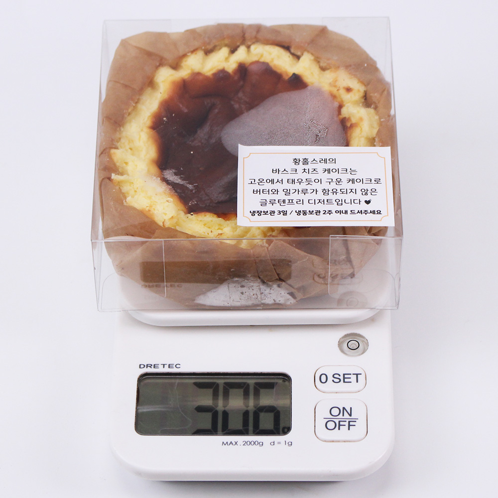 꾸덕한 바스크 치즈케이크 300g 홀사이즈 글루텐프리 - 상세 이미지 4