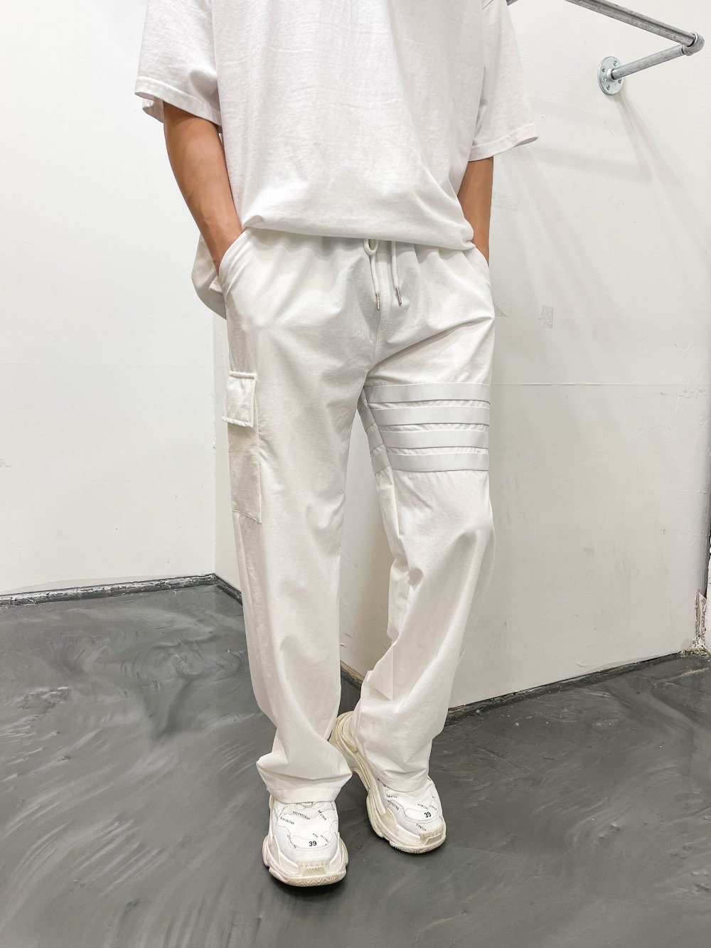 남자 건빵바지 백바지 흰색 통넓은 카고 밴딩 와이드 팬츠 - 상품 이미지