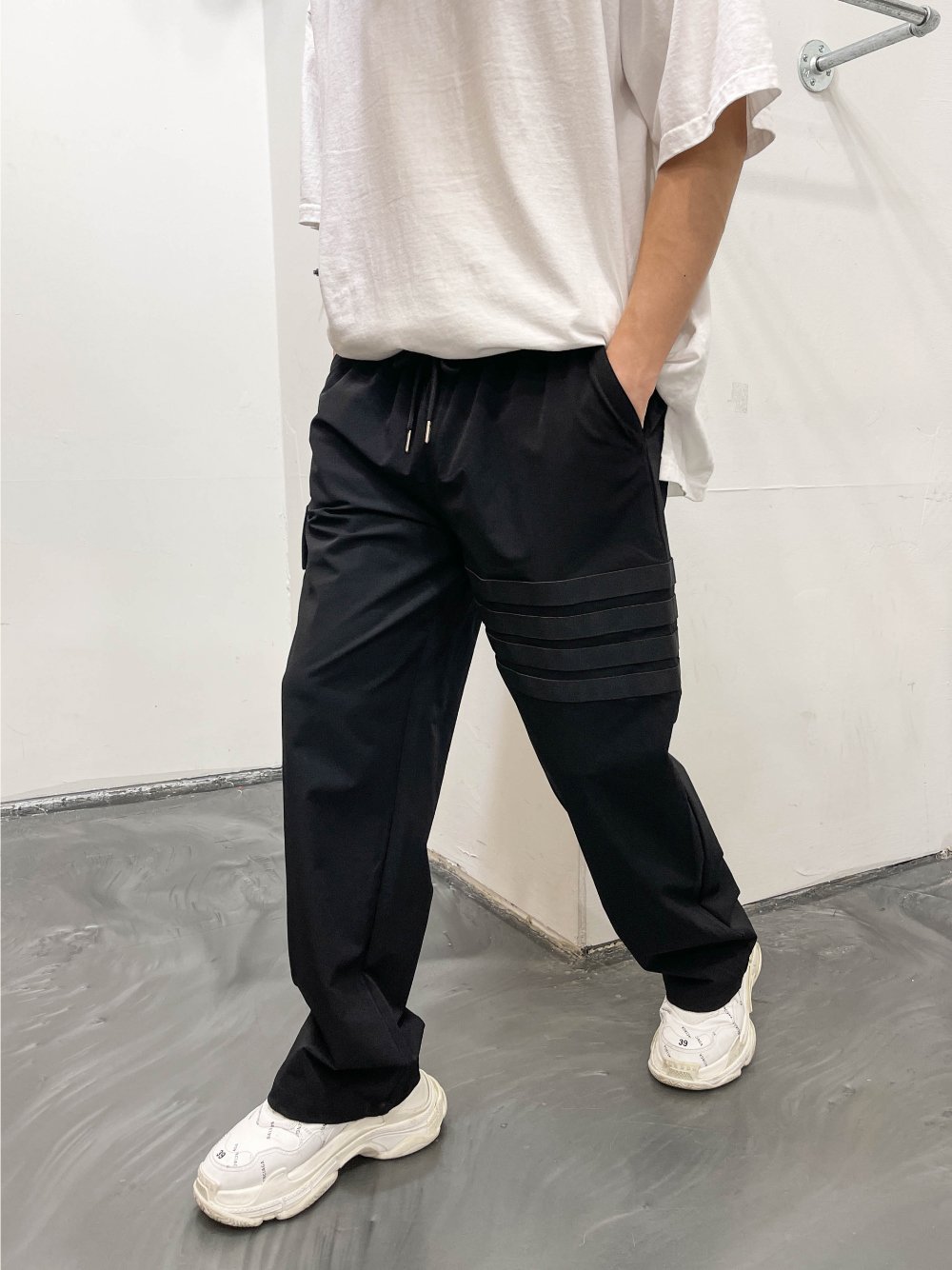 남자 건빵바지 백바지 흰색 통넓은 카고 밴딩 와이드 팬츠 - 상세 이미지 5