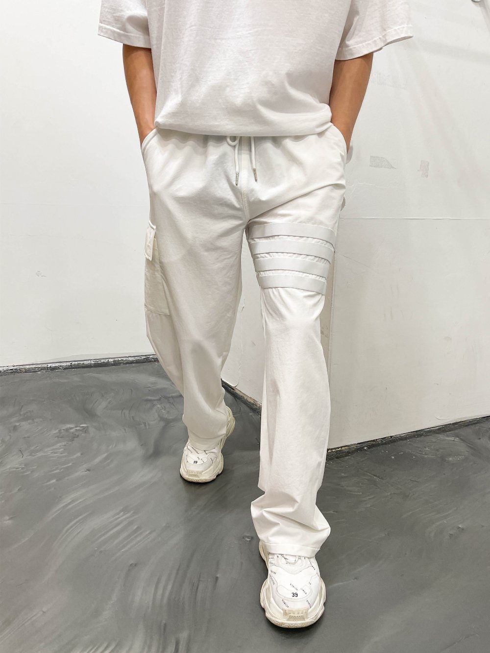 남자 건빵바지 백바지 흰색 통넓은 카고 밴딩 와이드 팬츠 - 상세 이미지 2