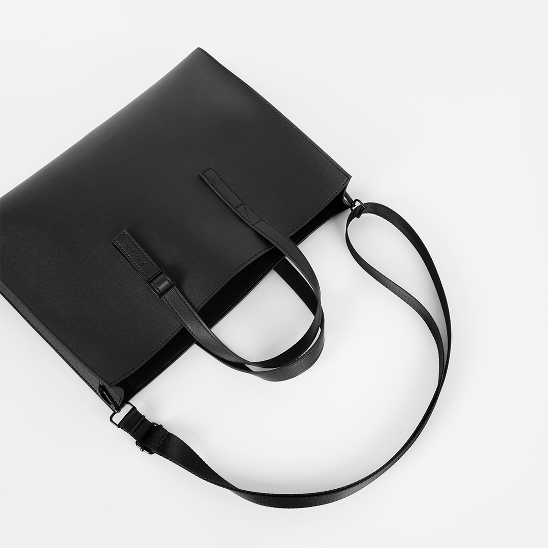 퀄팩 에센셜 레더 토트백 370 / 남자 크로스백 서류가방 출근가방