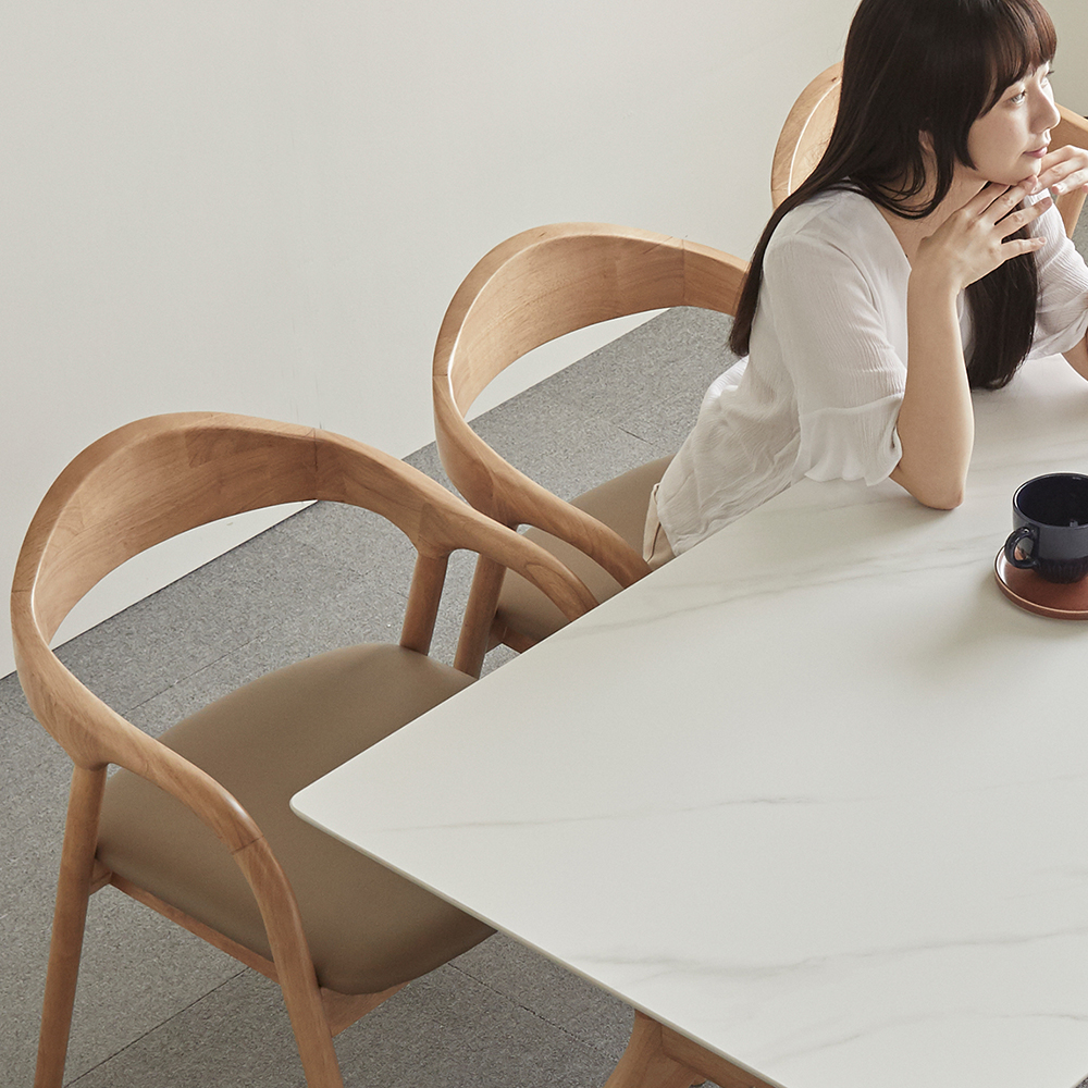 모노 인테리어 카페 책상 공부 원목 1인용 암체어 식탁의자