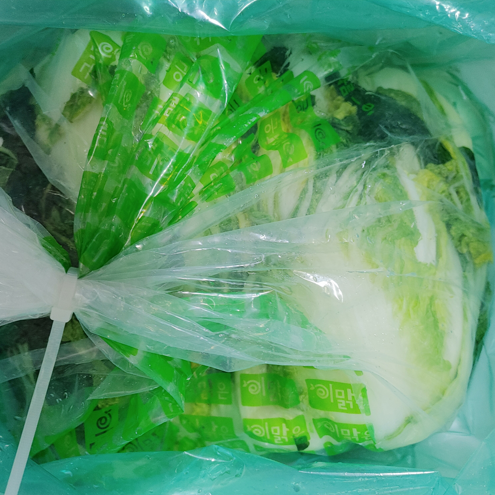 화원농협 이맑은 미네랄 풍부한 연중균일한 저염방식 절임배추10kg, 양념3.5kg 이미지 7
