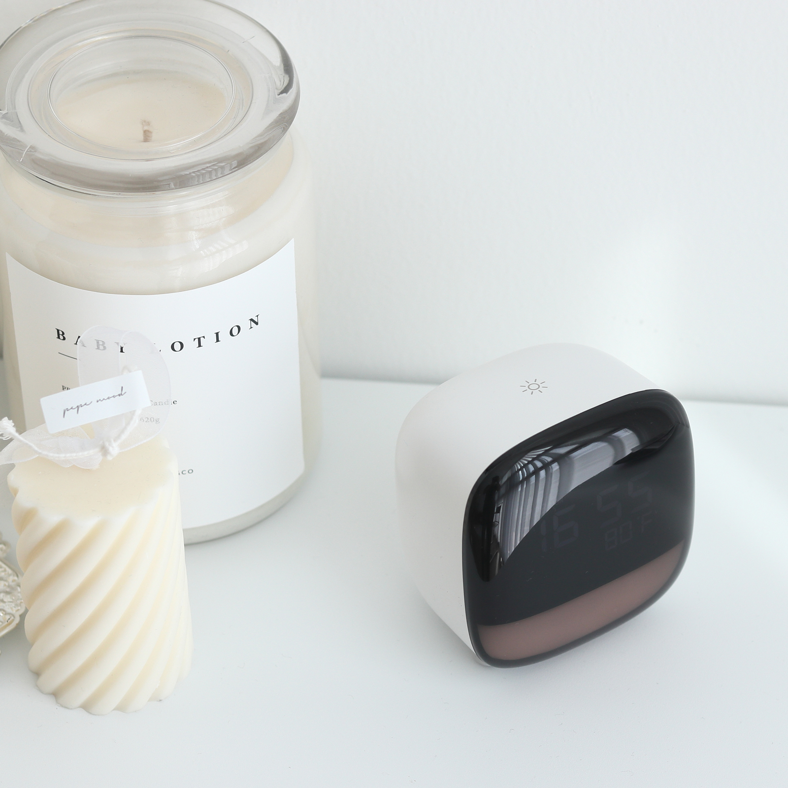 카파 LED 디지털 알람 무소음 탁상시계 충전식 터치라이트