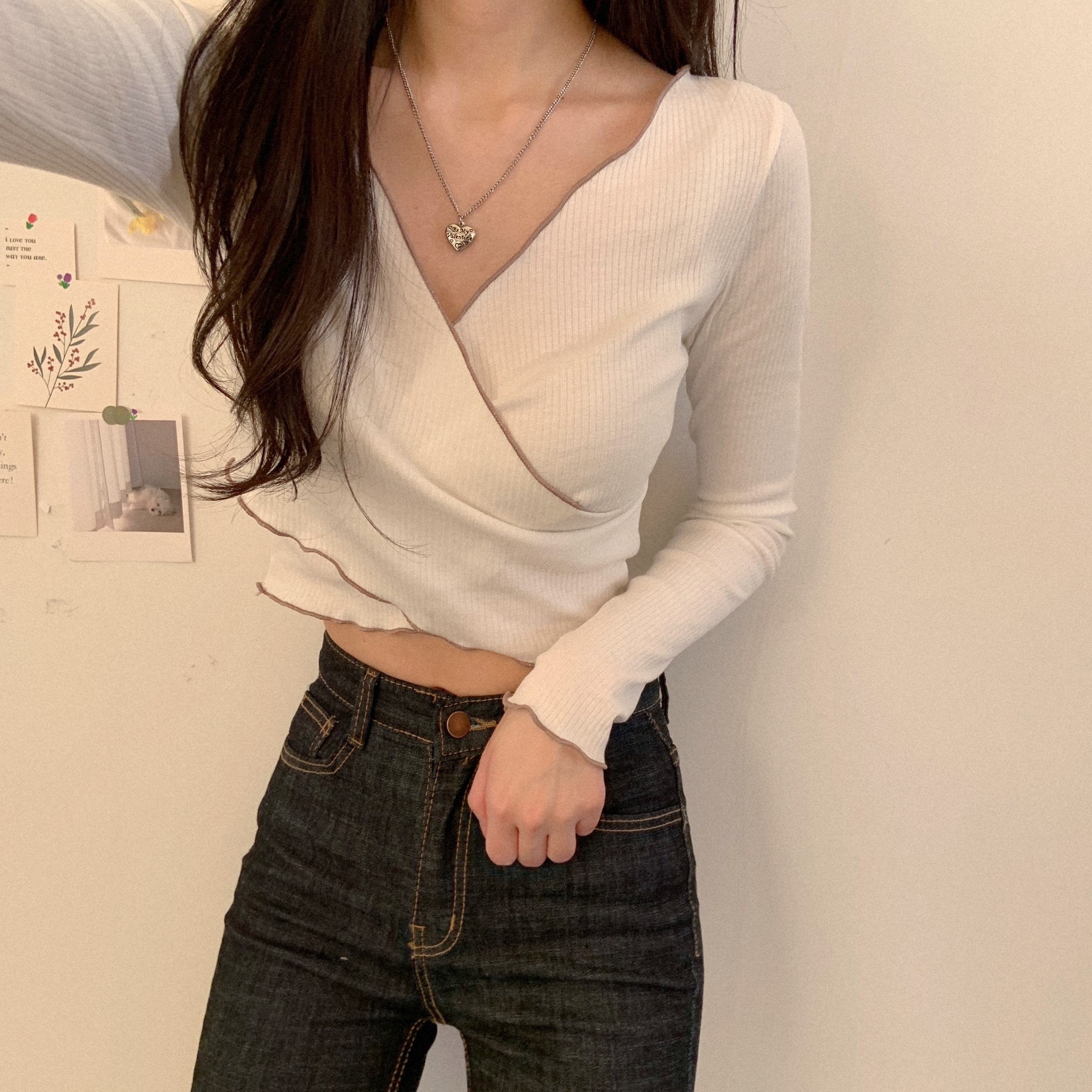 데일리즈 랩디자인 브이넥 긴팔 크롭티 배색날라리 자체제작 - 상세 이미지 3
