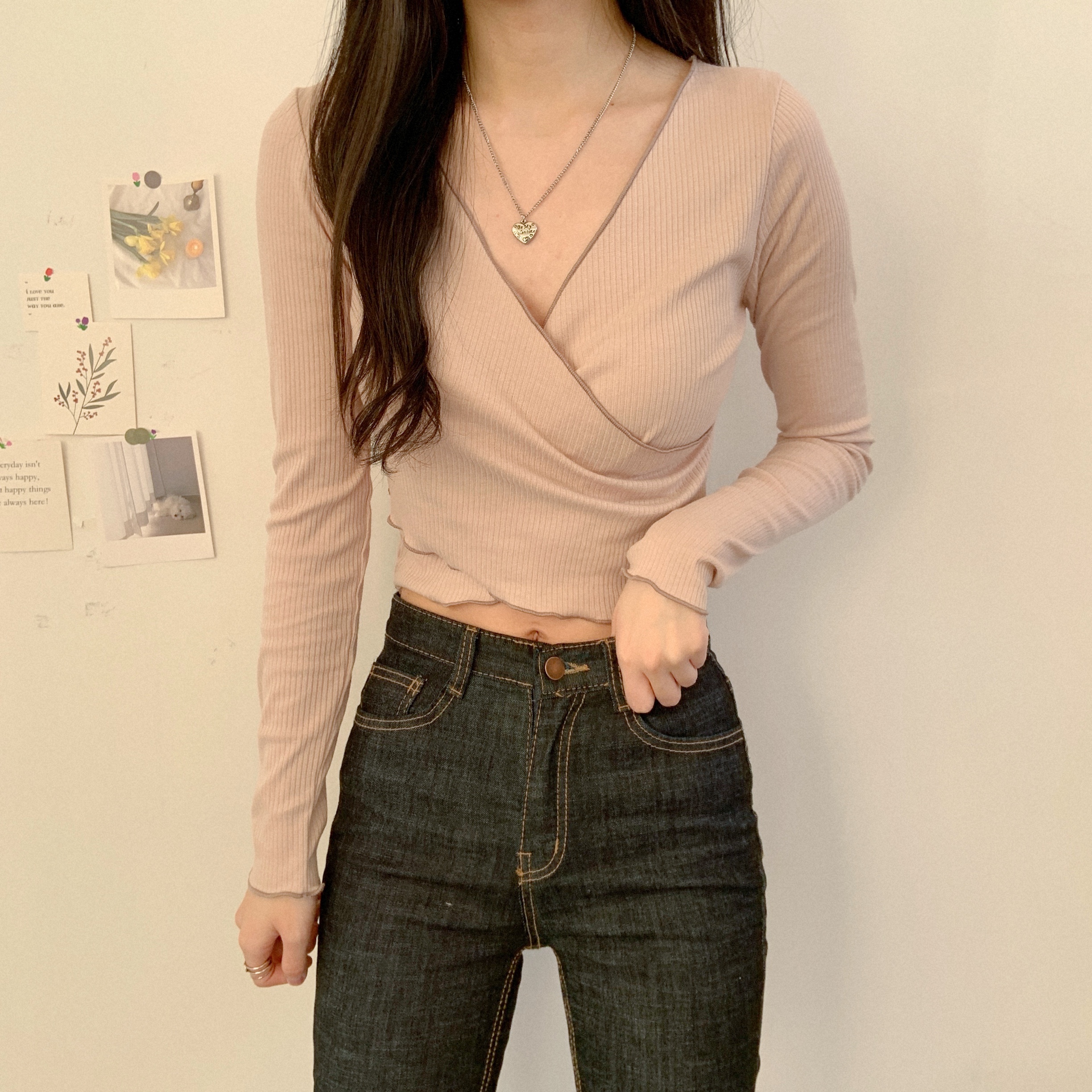 데일리즈 랩디자인 브이넥 긴팔 크롭티 배색날라리 자체제작 - 상세 이미지 4