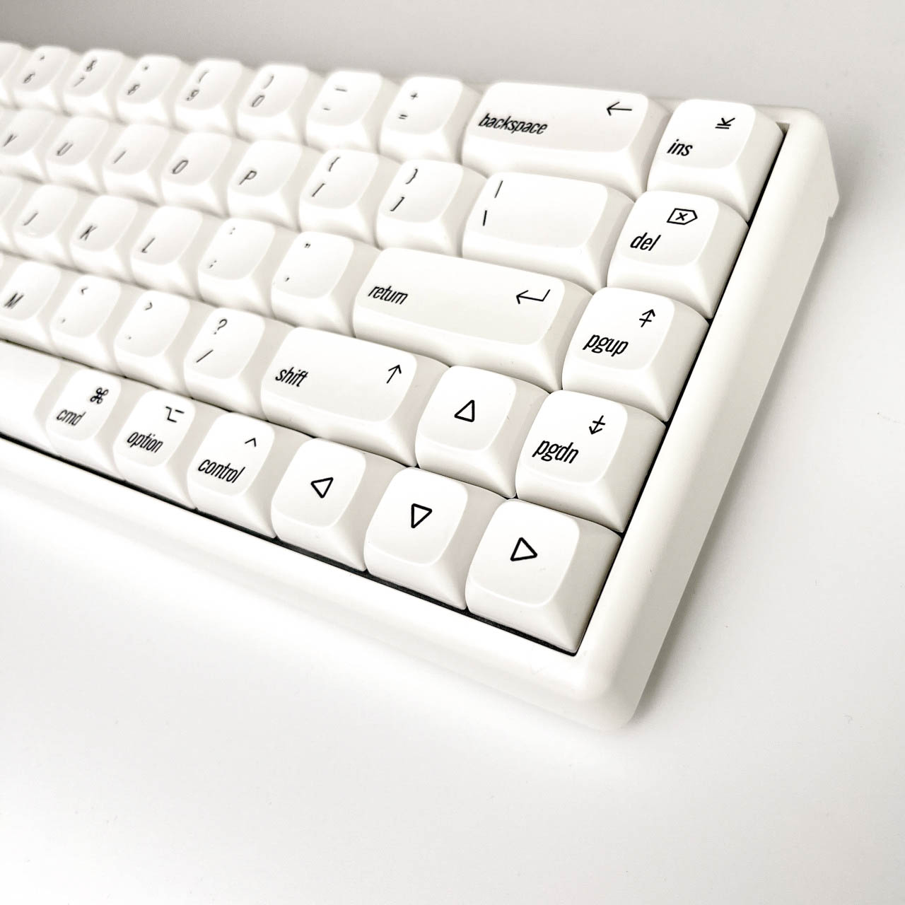 애플 슬림 레트로 키캡 XDA PBT 기계식 키보드 이미지 7