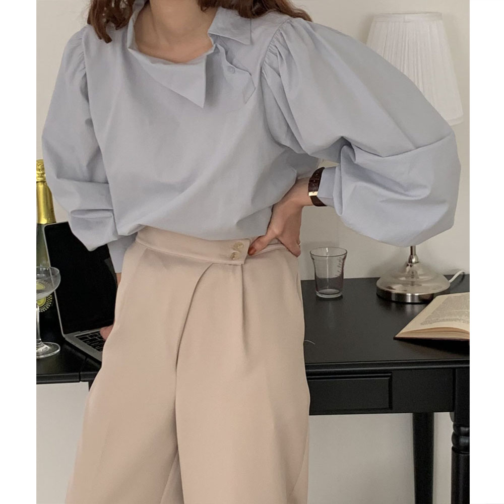 오버무드 여성 러블리 페미닌 숄더 퍼프 언발 카라넥 블라우스 셔츠 4color