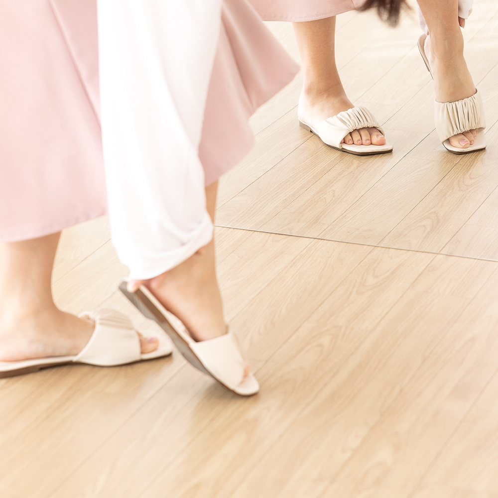 할메이드 붙이는 아크릴 거울 벽걸이 안전 욕실 화장대 거울 30x30