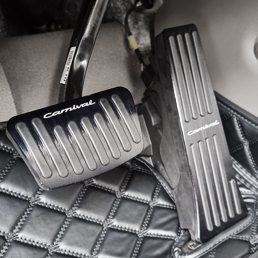 오르간페달을 스포티하게 4세대 카니발 (21-26년형) 알루미늄 엑셀 브레이크 페달 커버 - 상세 이미지 4