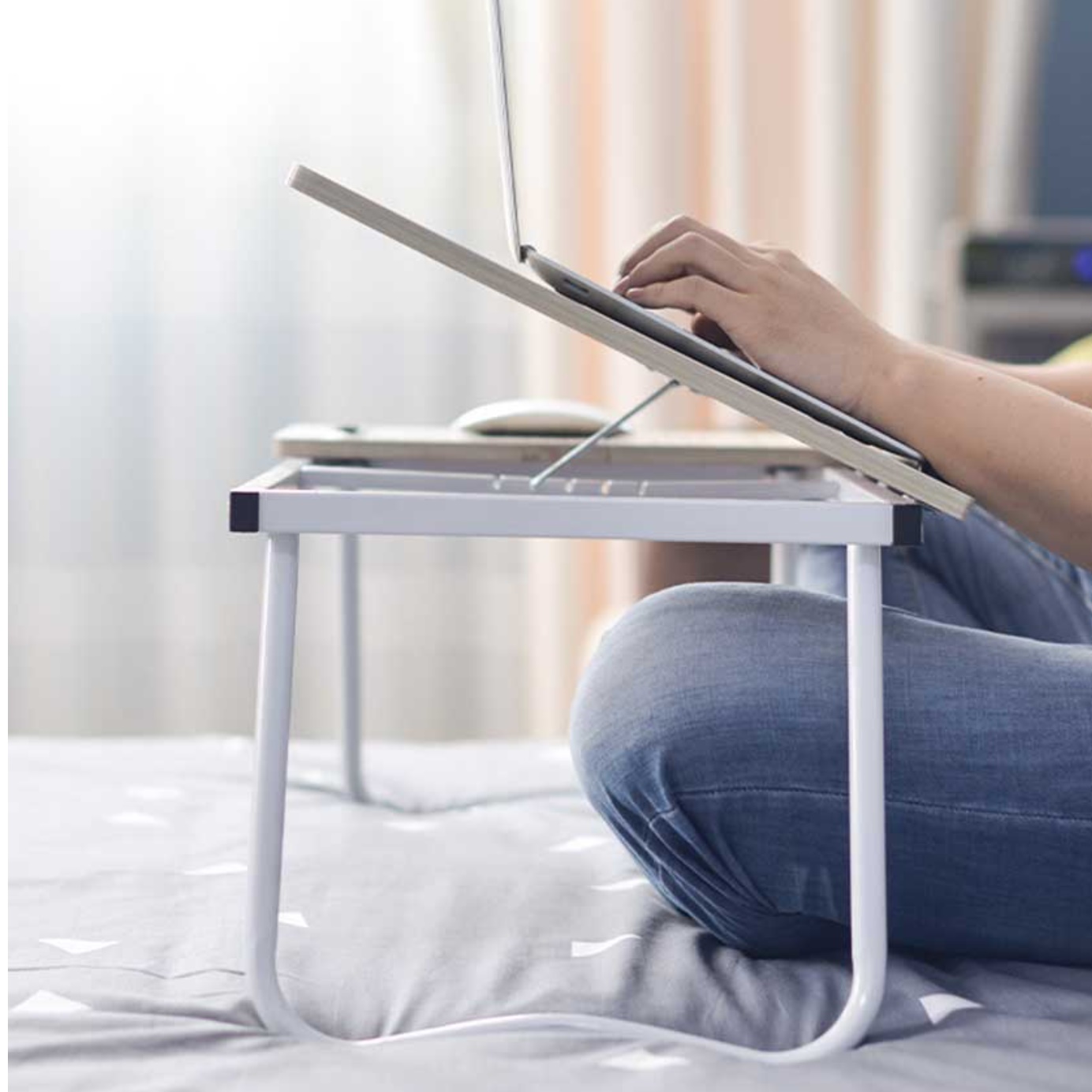 낮은책상 기도 바닥 앉은 앉은뱅이책상 좌식노트북책상