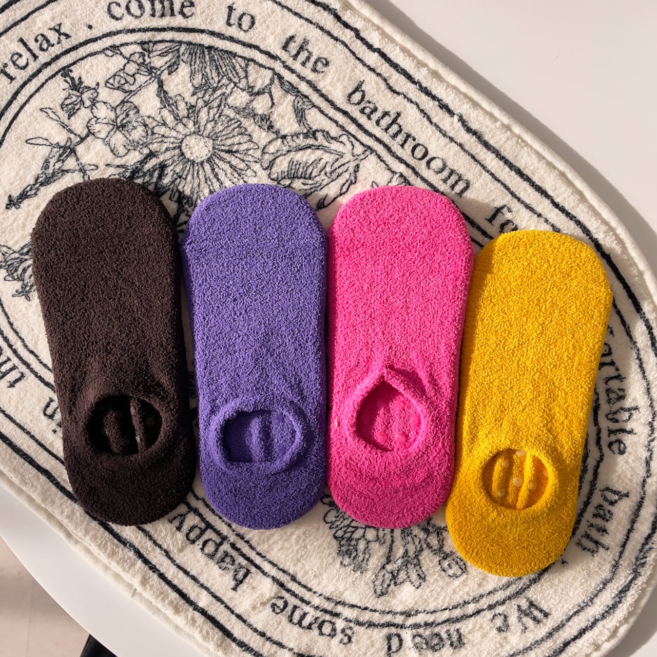 [리햅] 홈랜드 미끄럼 방지 보온 수면 양말 홈슬리퍼 실내화 임산부 양말