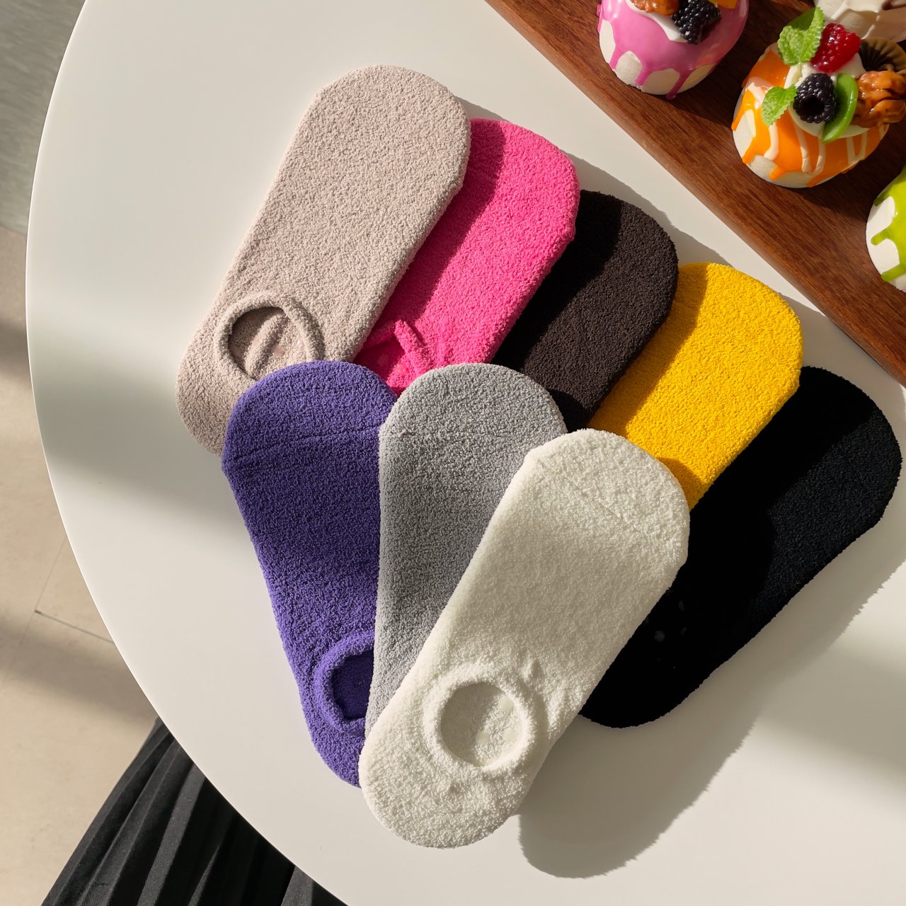 [리햅] 홈랜드 미끄럼 방지 보온 수면 양말 홈슬리퍼 실내화 임산부 양말