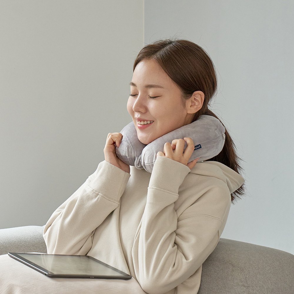 여행용 목베개 기내용 휴대용 비행기 목쿠션 라텍스 목배게 - 상세 이미지 2