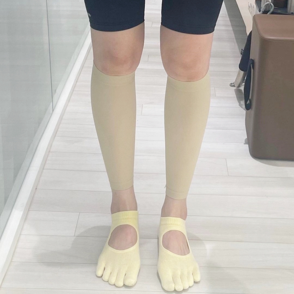 스타일시크 카프 릴렉싱 밴드 비행기 임산부 출산후 종아리 다리 압박 스타킹 슬리브 - 상세 이미지 4