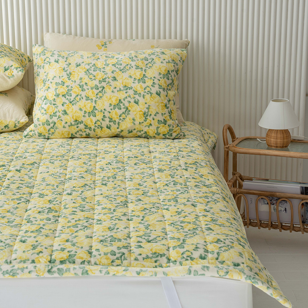 플라워패턴 극세사 리브 3mm 따뜻한 꽃무늬 극세사패드 미끄럼방지 고무밴드 겨울침대패드