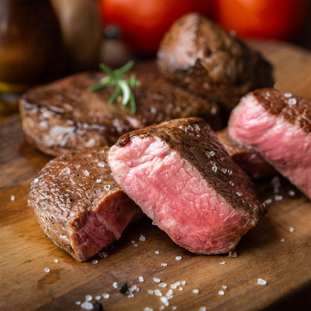 뉴질랜드 안심 스테이크 4cm 목초우 청정우 소고기 캠핑 고기 홈파티 자연방목