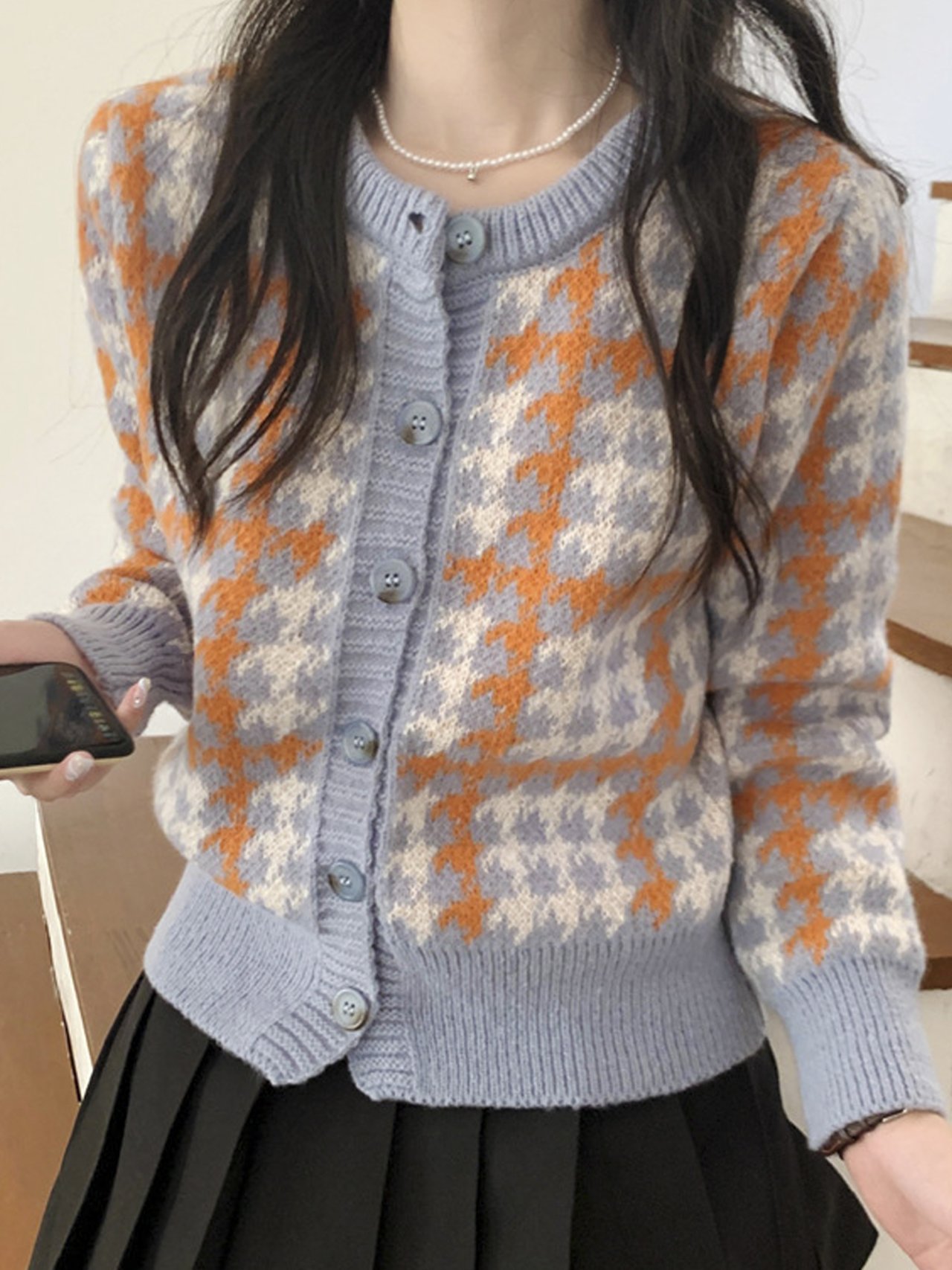 여자여자몰 도톰원단 레트로 아가일숏가디건 따뜻한 기본니트가디건 모던심플 이미지 3