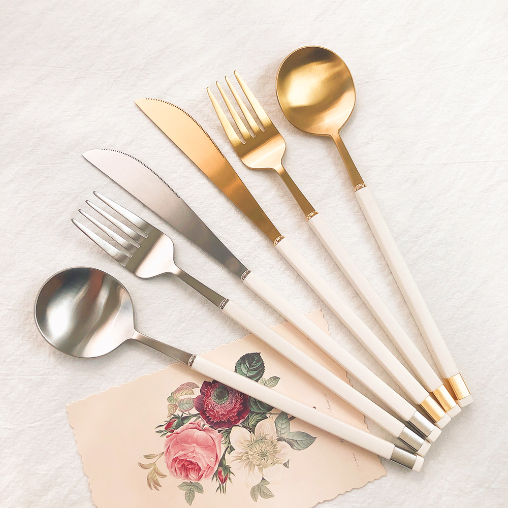 보겐 카라 커트러리 포크 나이프 스푼 디너 양식기 세트 실버