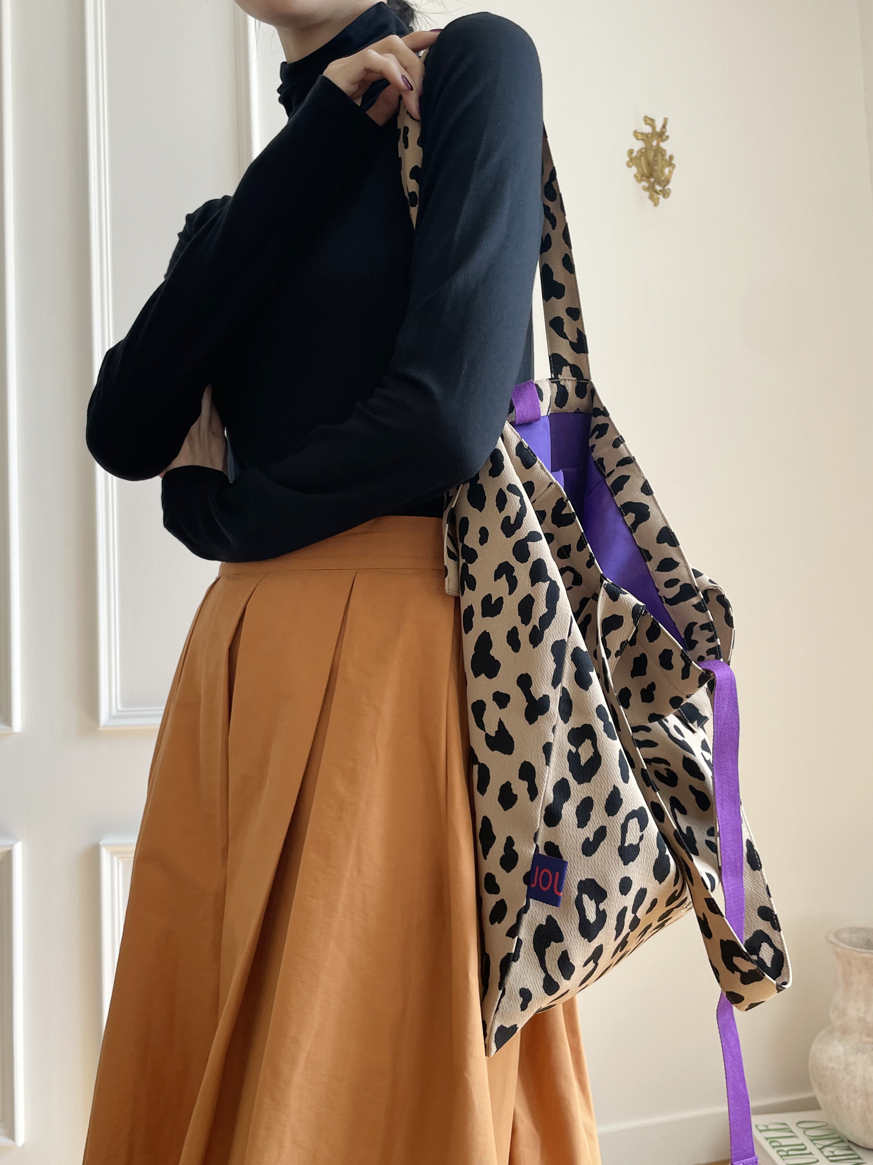 JOUER. 쥬에  레오파드 에코백  / 브라운