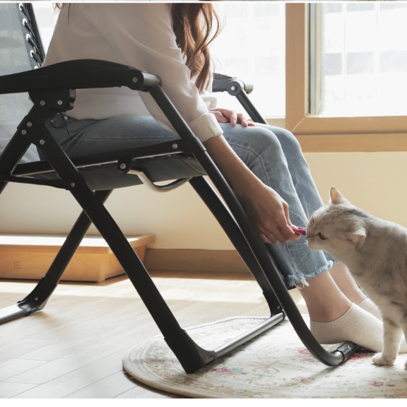 책읽기좋은 독서 의자 눕는 임산부 모유 수유 의자