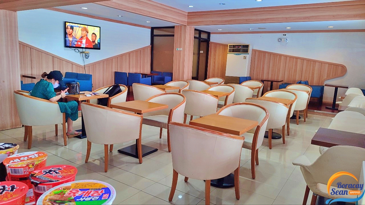 보라카이 칼리보 공항 내부 VIP 라운지