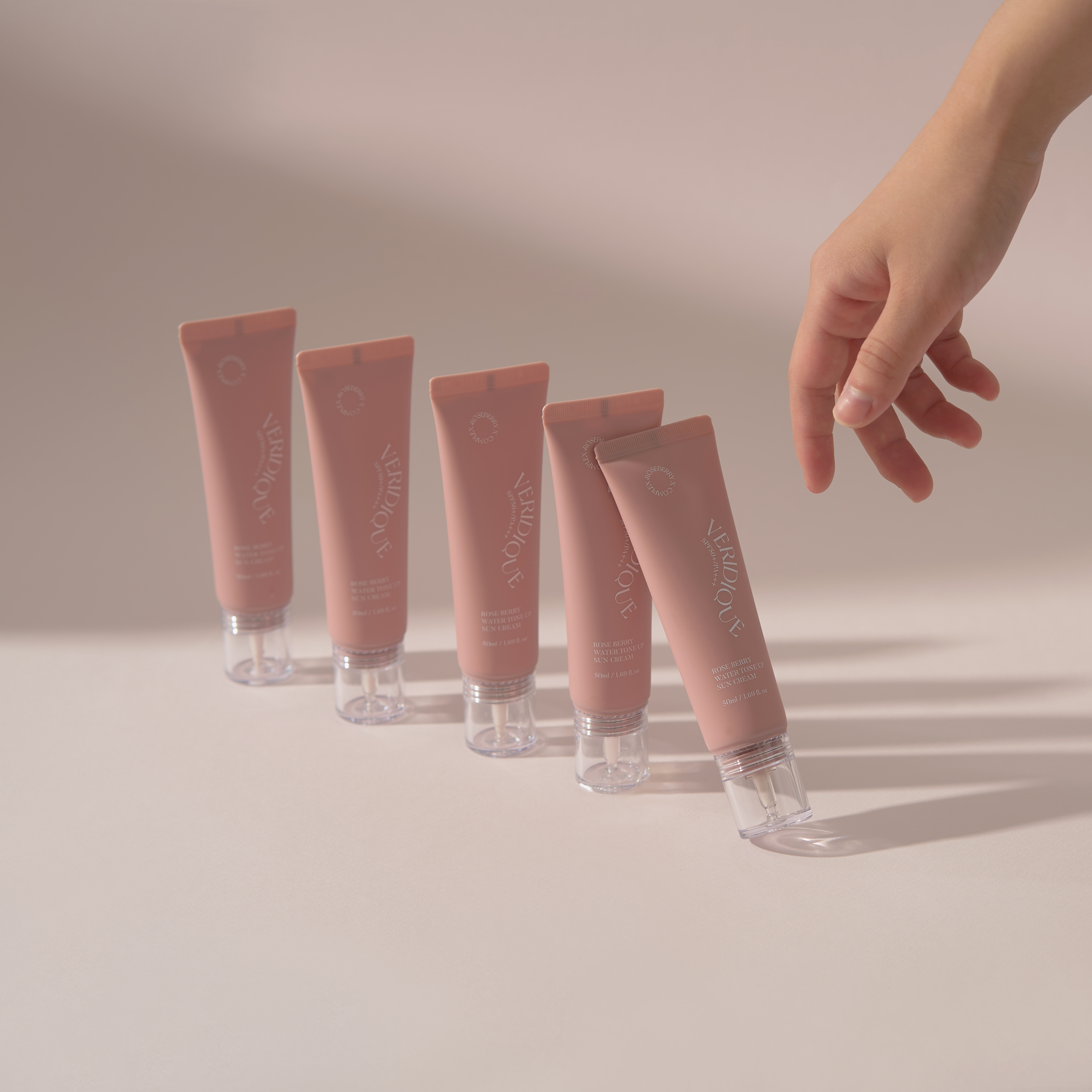 베리디크 로즈베리 워터 톤업 선크림 50ml - 상세 이미지 3