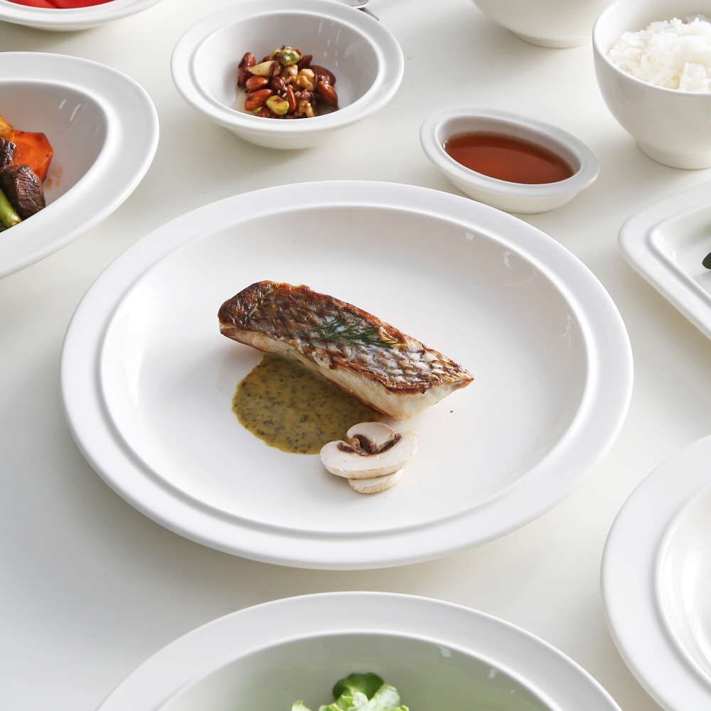 시라쿠스 메이플 레트로 빈티지 카페 브런치 플레이트 디너 접시 27cm / 화이트 - 상품 이미지
