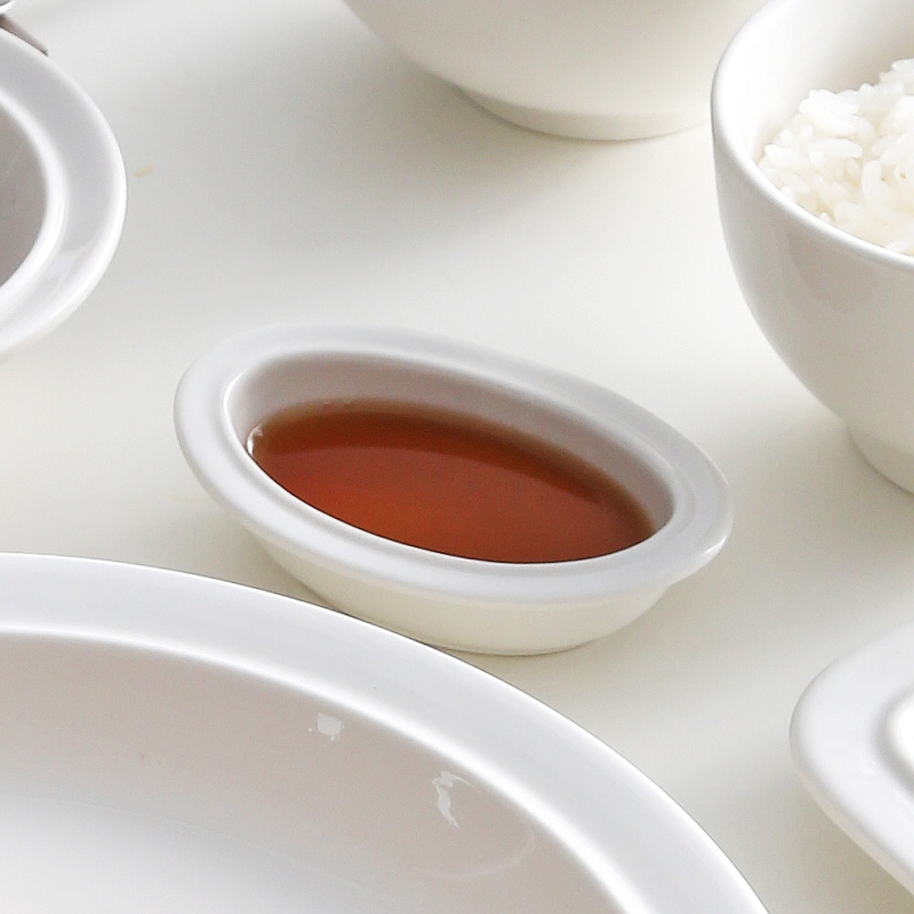 시라쿠스 메이플 레트로 빈티지 카페 브런치 플레이트 타원소스볼 10cm / 화이트 - 상품 이미지