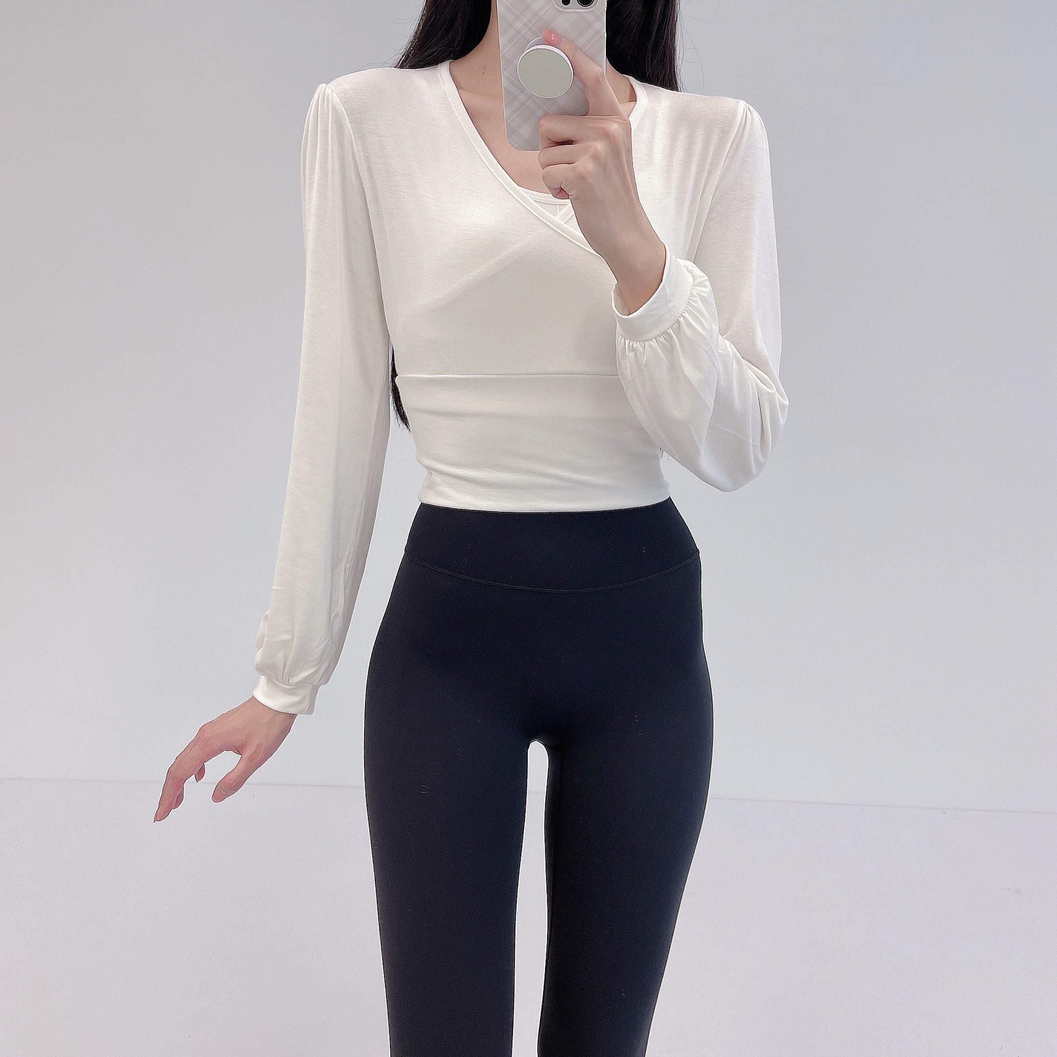 로라벨 니즈 필라테스복 여성 요가복 필라테스 요가 상의 티셔츠 커버업 운동복 긴팔 크롭 - 상세 이미지 3