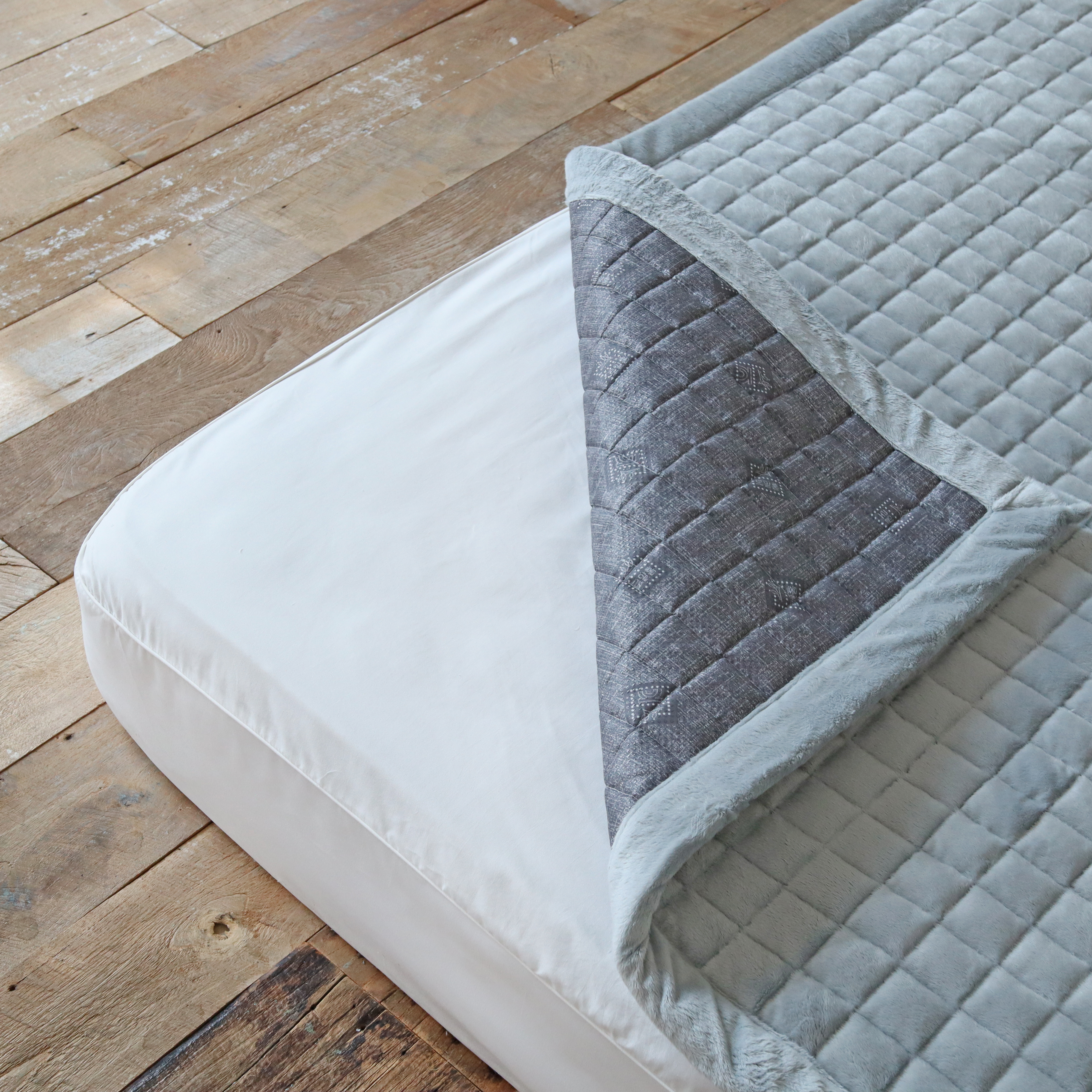 그래핀 자가발열 극세사 기절 겨울 미끄럼방지 고정밴드 침대 패드 SS