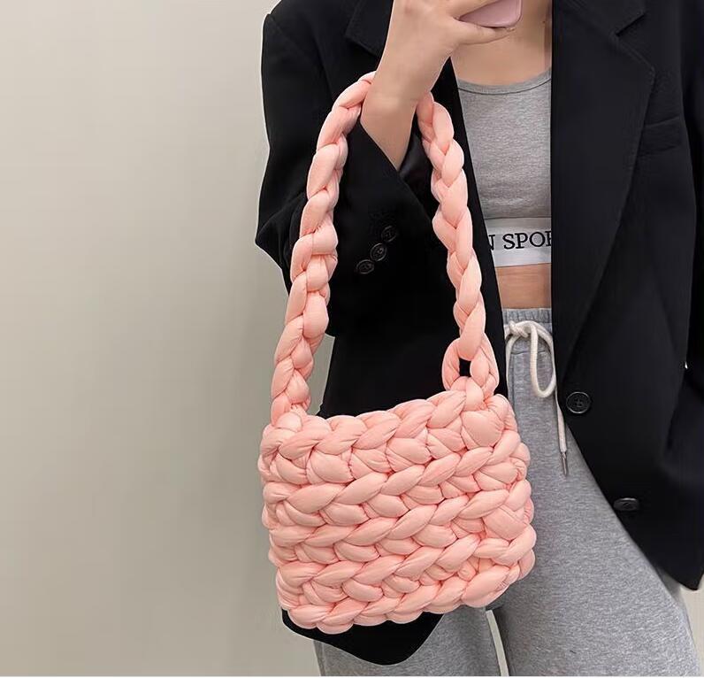 자이언트얀 1kg 패브릭얀 점보얀 손뜨개 핸드니팅 뜨개실 - 메인 이미지