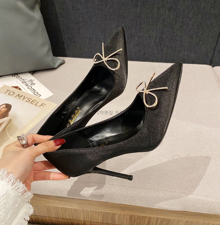 220-265 르에블 6,8,10cm 스틸레토 블랙 새틴 펌프스 하이힐 1color 상세 이미지 6