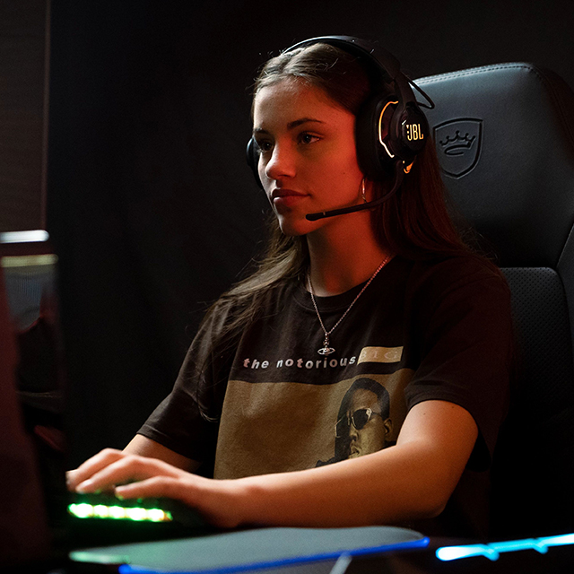 삼성공식파트너 JBL QUANTUM 910 퀀텀 무선 게이밍 헤드셋 블랙