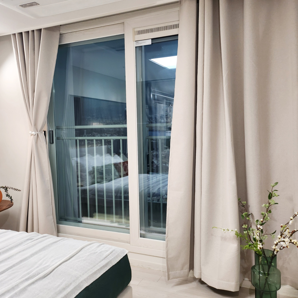 벽뚫지않는 암막커튼+힘센 압축봉 세트 모카베이지, 300x235cm(가로150cm2장)