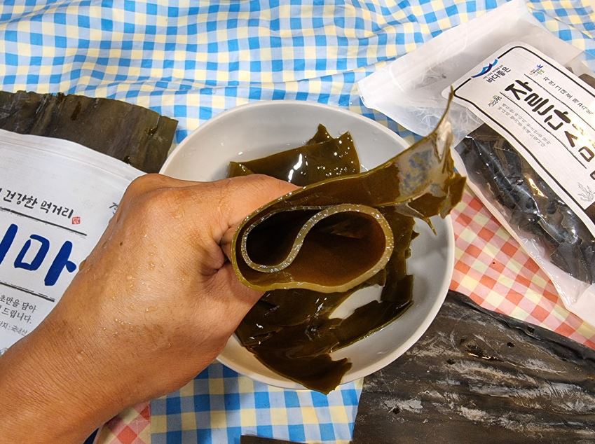 완도 최상품 건 다시마 1kg 파지 뿌리다시마 자른 이미지 3