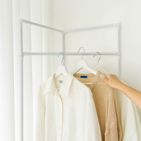 코너 행거 구석에 세우는 스텐드 옷걸이 벽 코트 모자 걸이 의류 사무실 겨울옷 스탠드 정리