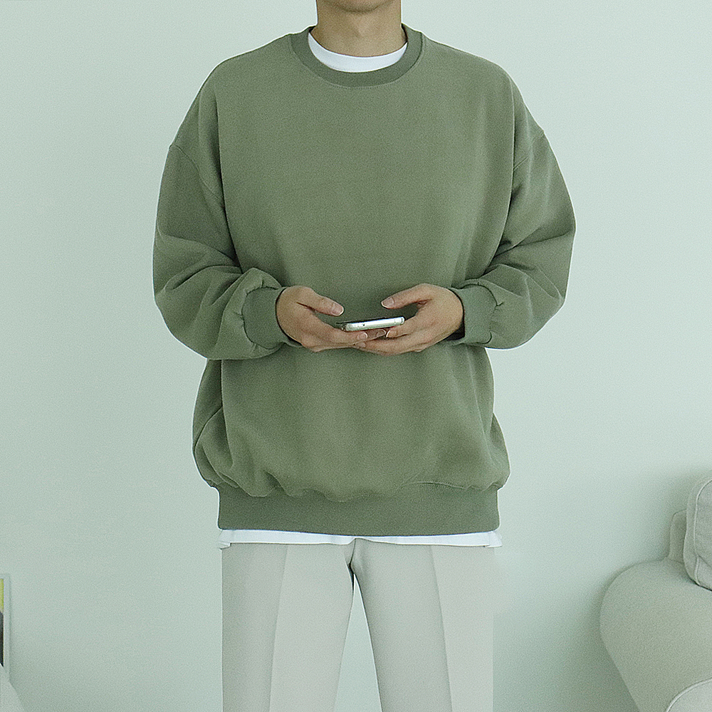 1+1 남자맨투매 오버핏 커플 남자기모맨투맨 이미지 2