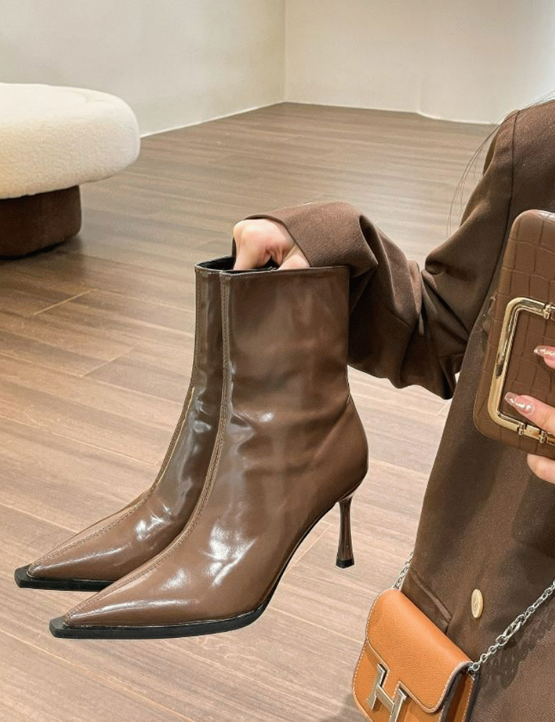리쉘 에나멜 스틸레토 앵클 부츠힐(3color)