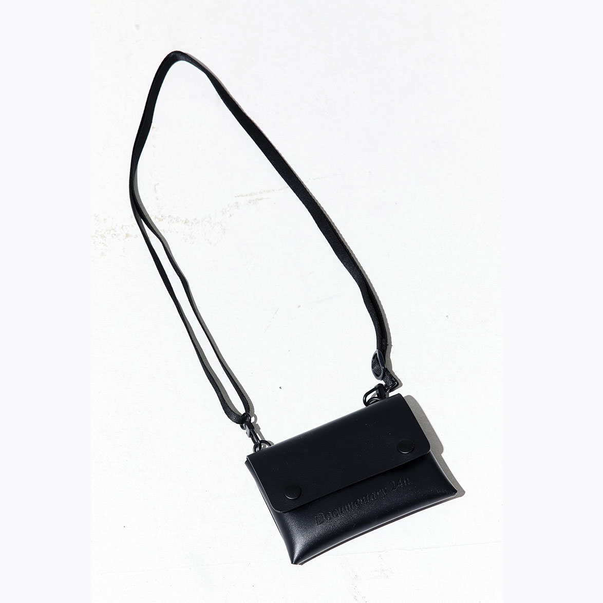 유럽여행가방 유럽여행크로스백 해외 일본 명품 천연 소가죽 초미니백 블랙 (로고 X)